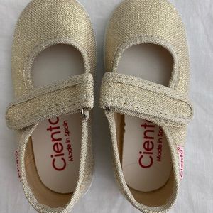 Cienta shoes - gold glitter